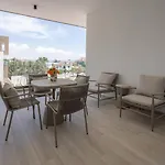 Kalamon Luxury 202 W Pool And Gym Apartamento Lárnaca