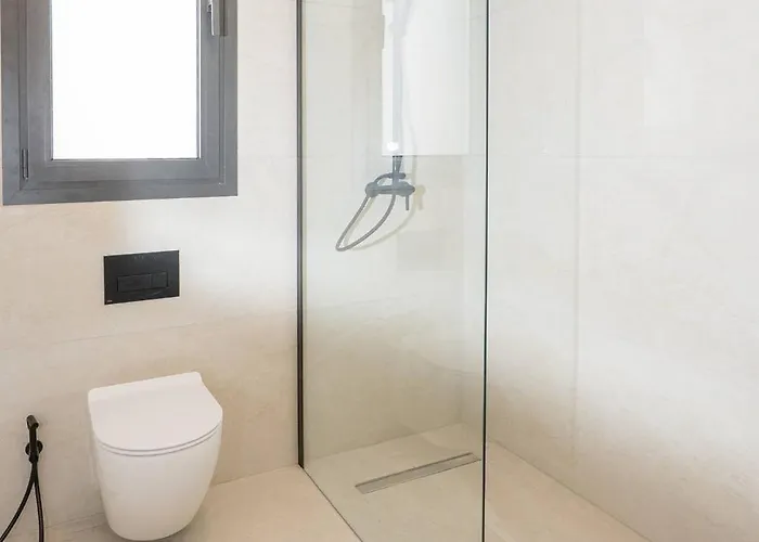 Kalamon Luxury 202 W Pool And Gym Larnaca