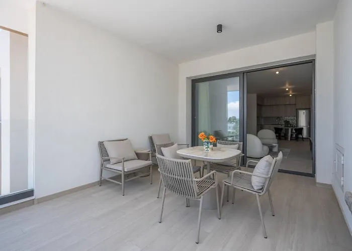 Kalamon Luxury 202 W Pool And Gym Apartmán Larnaca