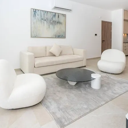 Kalamon Luxury 202 W Pool And Gym * Larnaca