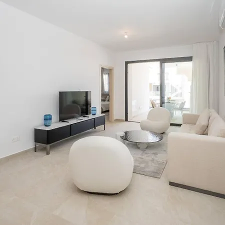 Apartment Kalamon Luxury 202 W Pool And Gym