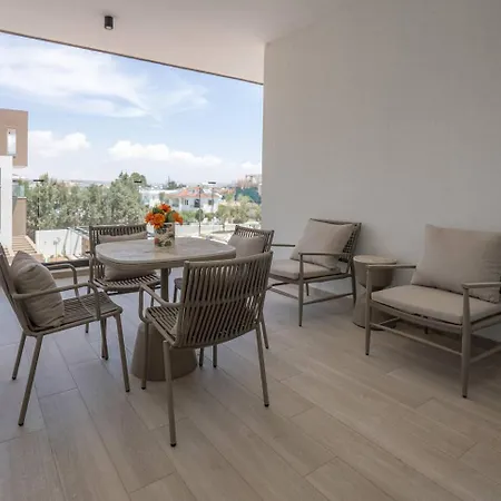 Kalamon Luxury 202 W Pool And Gym Apartment Larnaca