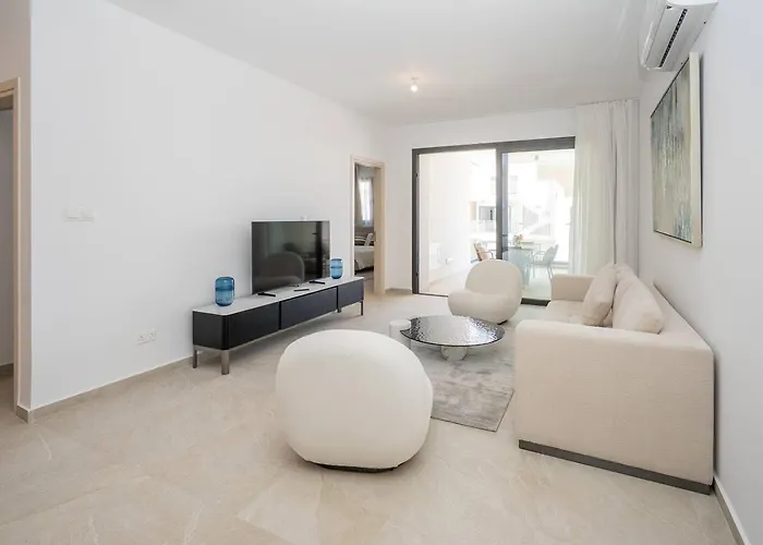 Daire Kalamon Luxury 202 W Pool And Gym